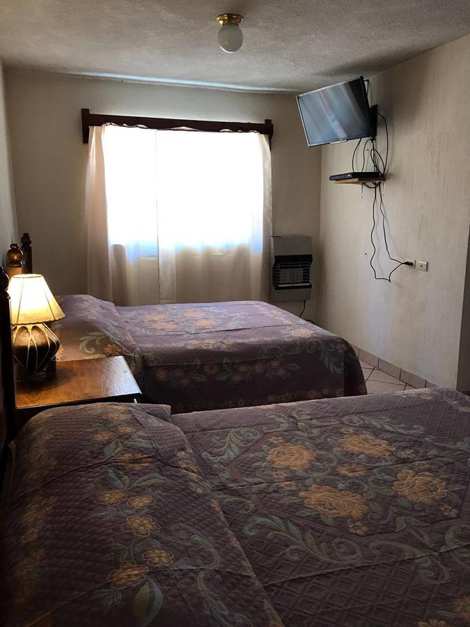 Hotel Puesta Del Sol 克雷尔 外观 照片
