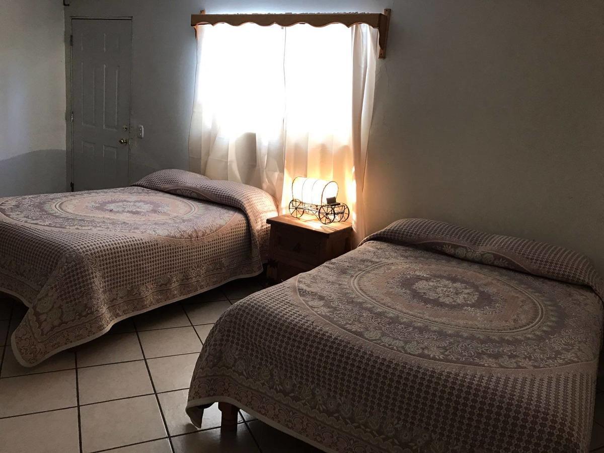 Hotel Puesta Del Sol 克雷尔 外观 照片