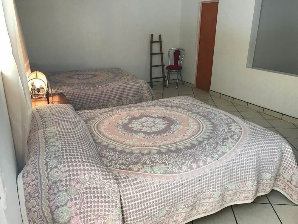 Hotel Puesta Del Sol 克雷尔 外观 照片