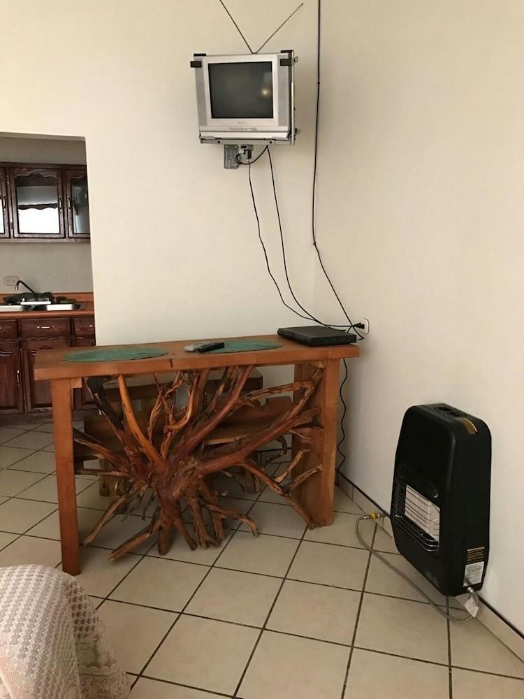Hotel Puesta Del Sol 克雷尔 外观 照片